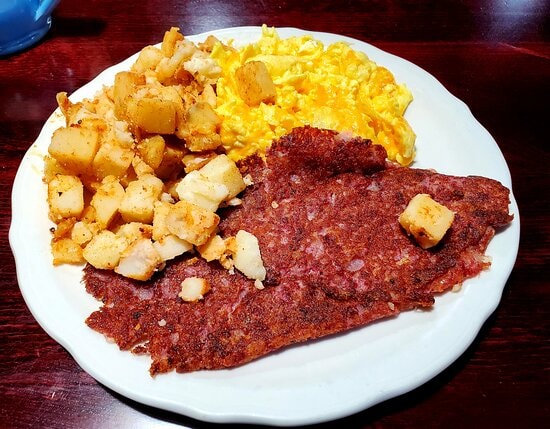 Corned Beef Hash & Eggs